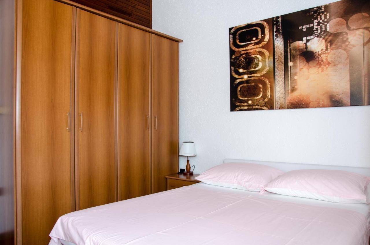 Guesthouse Ruza 센 외부 사진